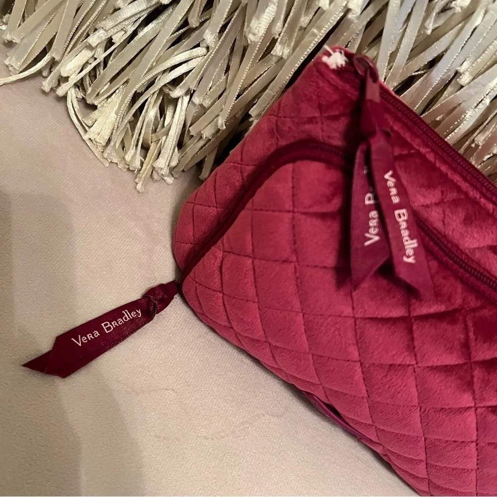 VERA BRADLEY Majestic Magenta Velvet Makeup Cosmetic Organizer Travel Bag Zipper